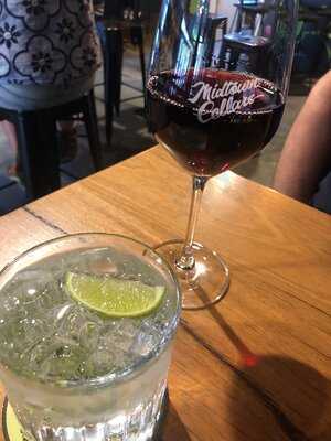 Midtown Cellars And Bar