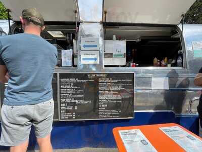 The Spruce Goose Diner