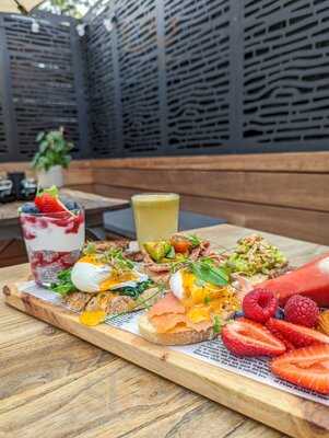 Two Little Monkeys Cafe