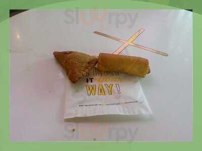 Thailander At Emporio