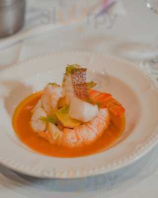 Banc Brasserie & Wine Bar