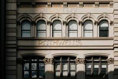 Rothwell's Bar & Grill