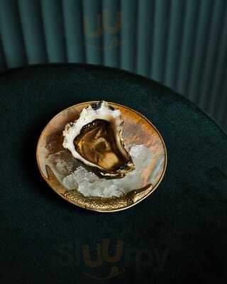 Pearl Chablis & Oyster Bar