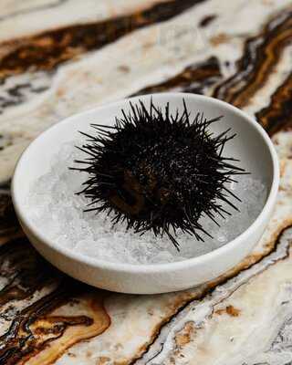 Pearl Chablis & Oyster Bar