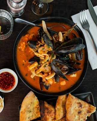 Crento Italian Glebe