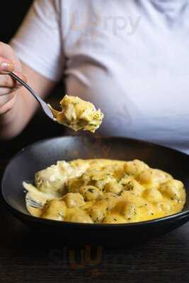 Crento Italian Glebe