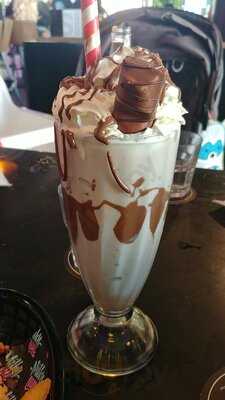 Milky Lane Elizabeth Quay