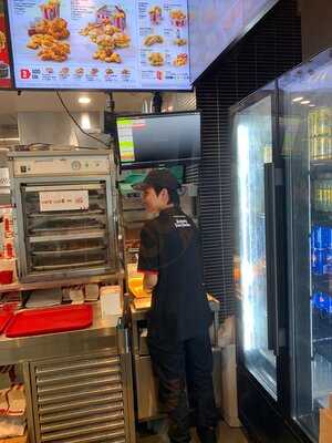 Kfc Southern Cross Station