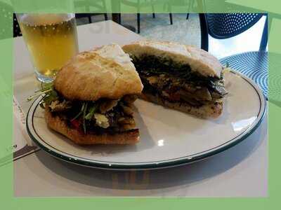 Luigi Paninoteca & Bar