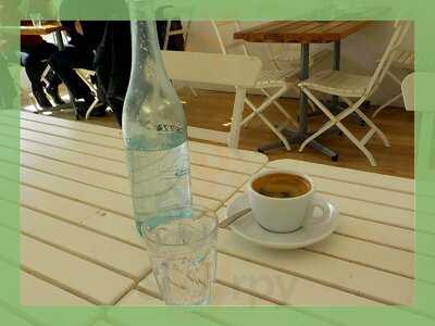 Juliette Coffee And Bread