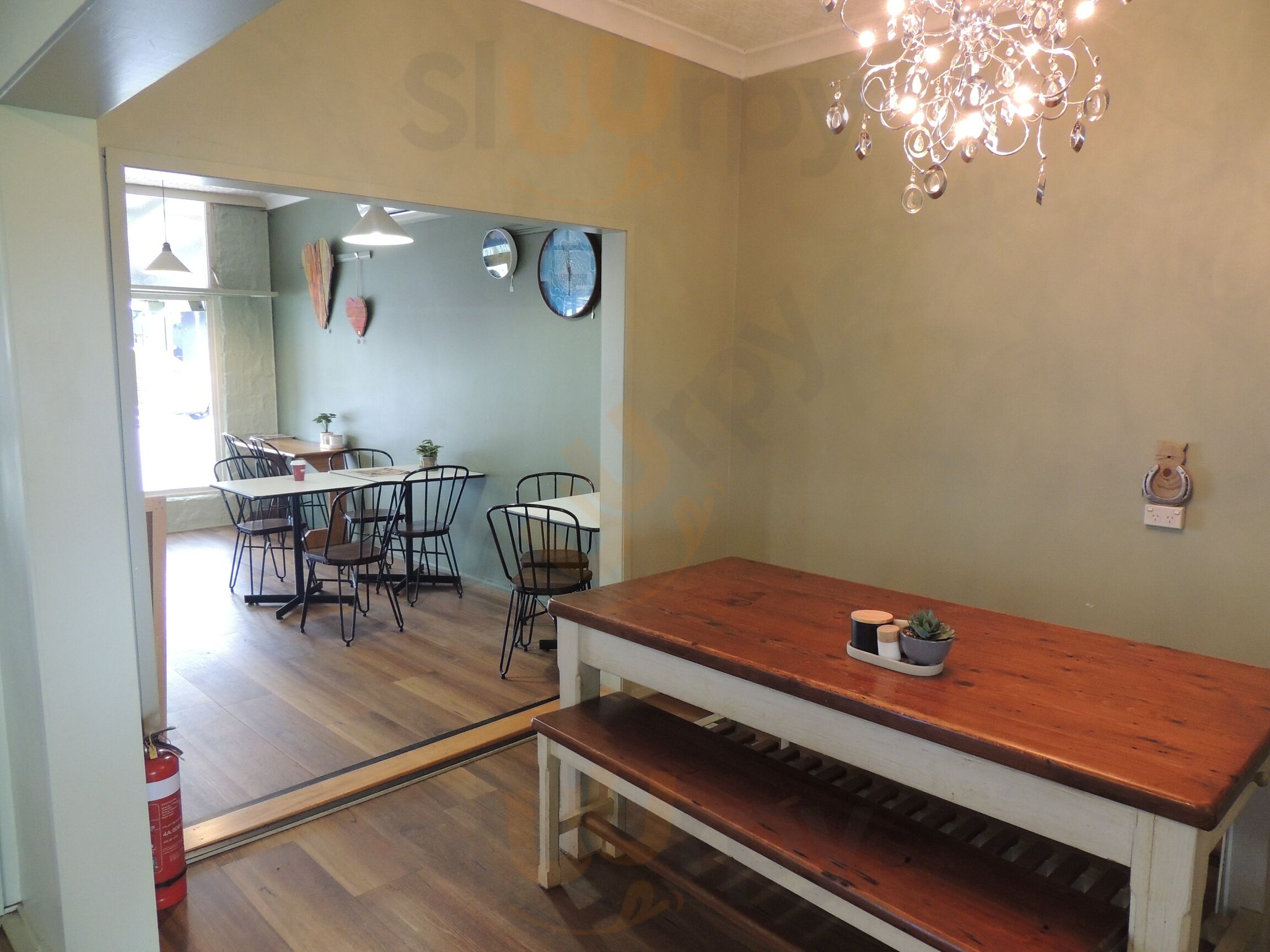 Lisa’s Bright Side Cafe