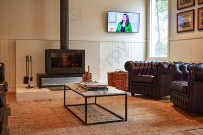 Woodside Beach Hotel