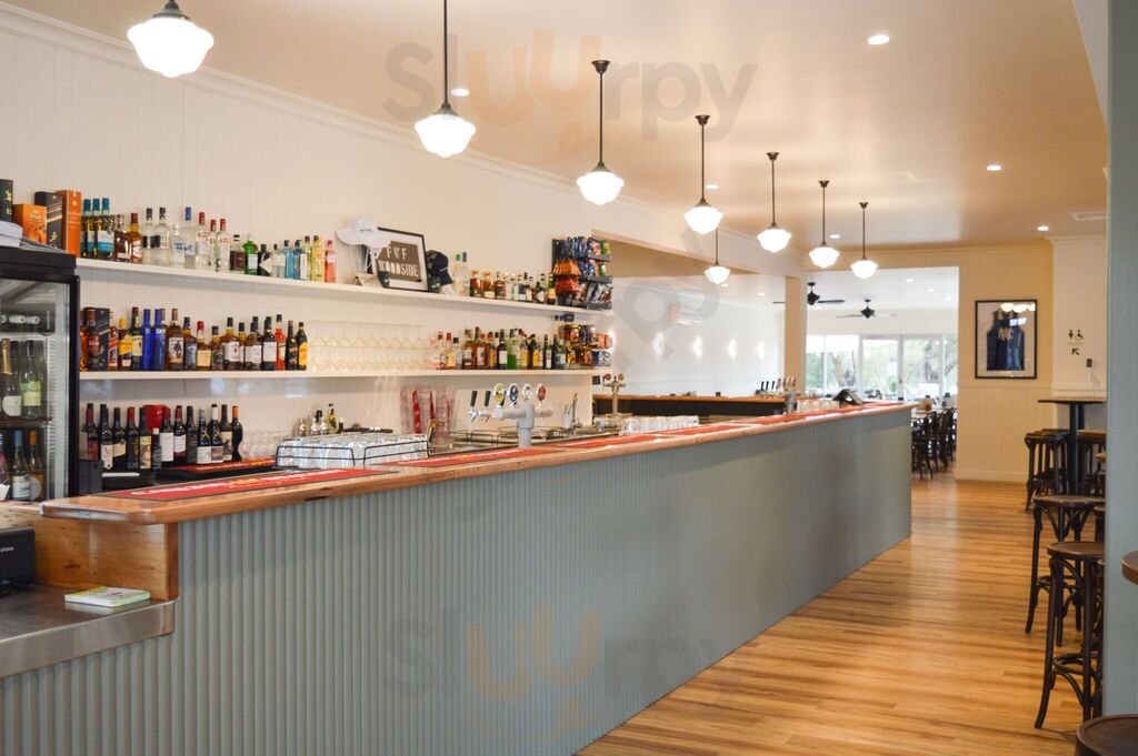 Woodside Beach Hotel