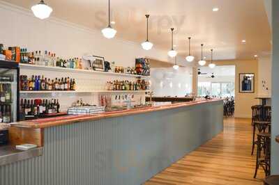 Woodside Beach Hotel