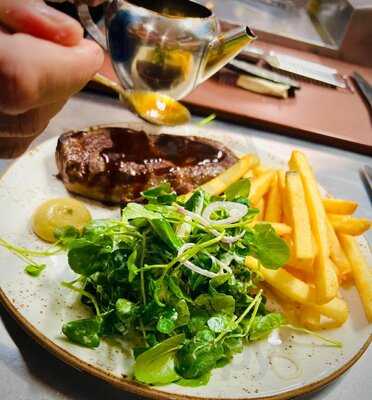 Goldmine Restaurant And Bar