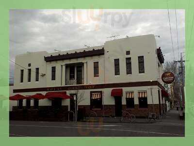 Royal Oak Hotel