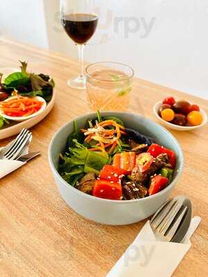 Cloe's Restaurant & Cafe