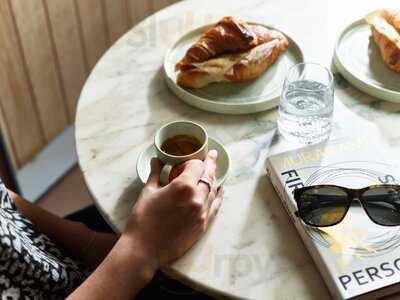 Henry's Bread And Wine