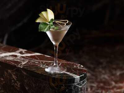 Henry's Bread And Wine