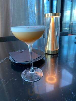 Strato Melbourne - Bar And Restaurant