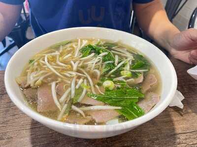 Pho Hung Fish & Chips Cafe