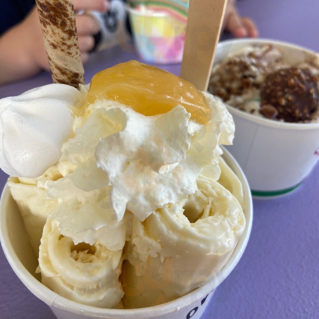 Chilled Rolled Icecream