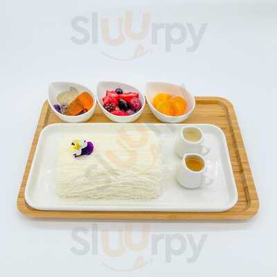 Ed Ae' Unique Thai Cafe 1982