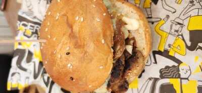 Burger Road - Werribee