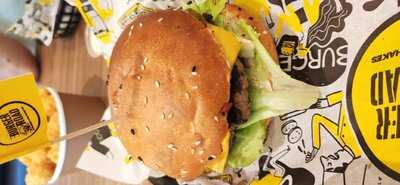 Burger Road - Werribee