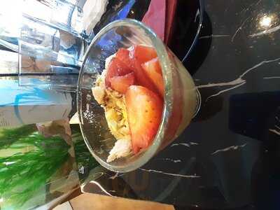 The Cray Seafood & Grill