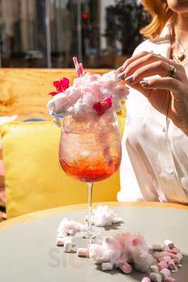 Ovello Bar & Kitchen