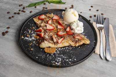 13 Bees Gelato & Dessert Bar