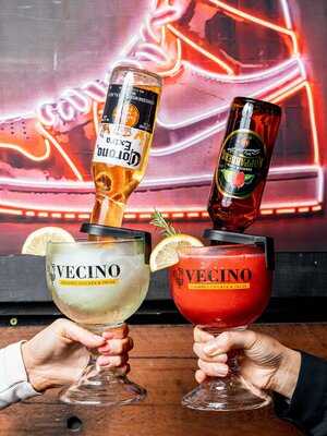 Vecino Gourmet Chicken & Tacos