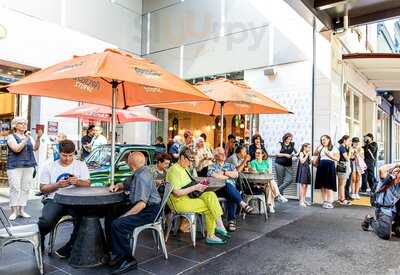 Brunetti Classico Gelato Bar