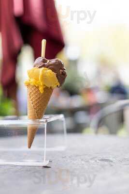 Brunetti Classico Gelato Bar