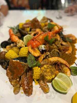 Kalye Marinas Cafe And Seafood Hub