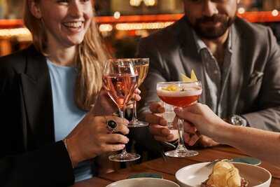 Bossley Bar & Restaurant