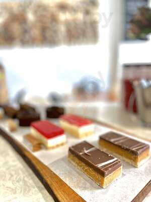 Cinnamon Grove Cafe & Catering