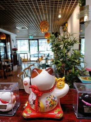 Al-oi Thai By J&t Restaurant