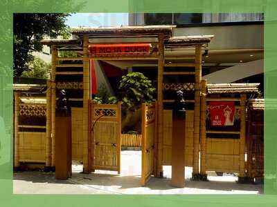 Moja Duck Restaurant And Bar