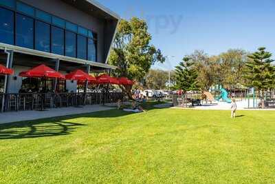 Hillary's Beach Club