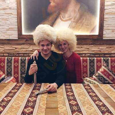 Шах Ресторан и Галерея