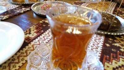 Шах Ресторан и Галерея