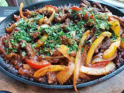 Meating Point (fountain Square)