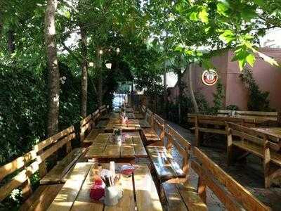 Paul's Baku Steakhouse & Rock Bar