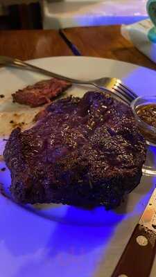 Paul's Baku Steakhouse & Rock Bar