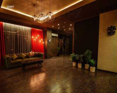 Court Private Lounge
