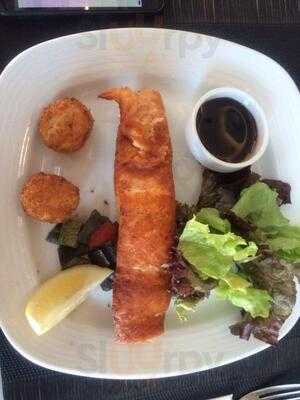 Movida Lounge And Dining