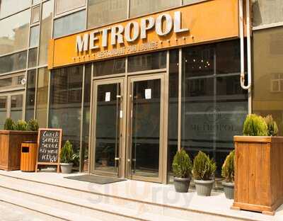 Metropol Restaurant & Pub