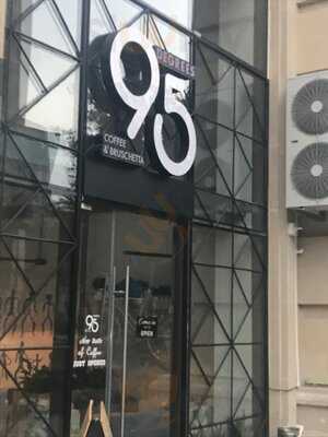 95 Degree Coffee & Bruschetta